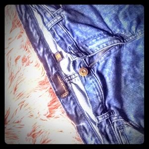 Buffalo blue ankle jeans w/yellow floral print